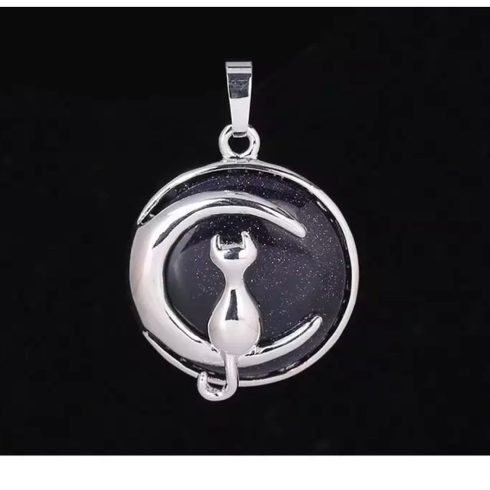 $6 Moon Stone Cat and Moon Necklace. $6 if bundled - Picture 2 of 15